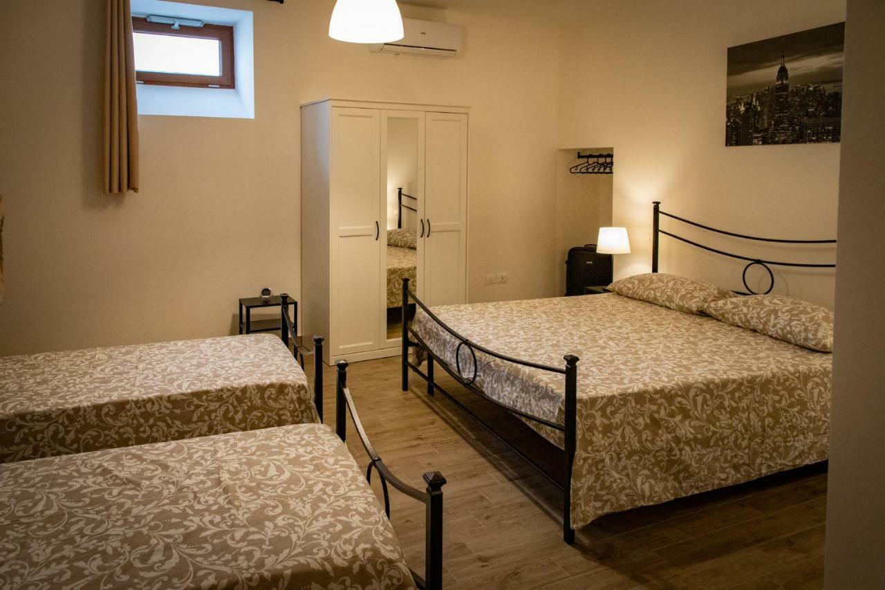 Casa Concerie Quattro Apartment ซุลโมนา ภายนอก รูปภาพ